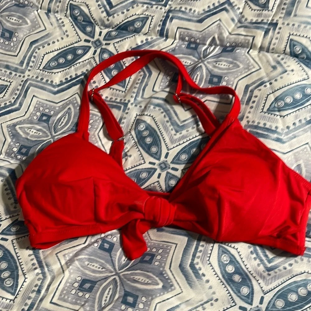 NWOT red M swim top